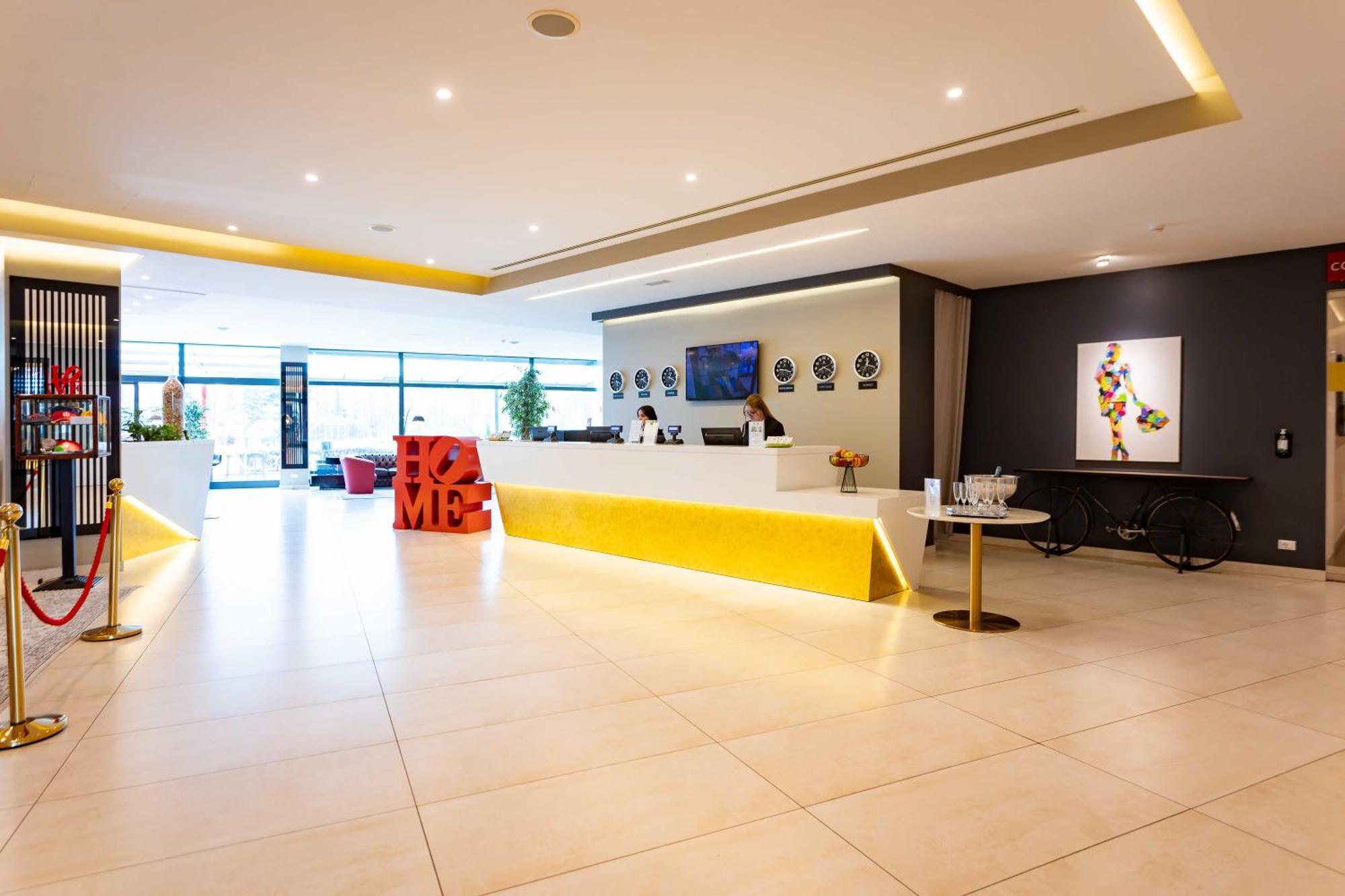 Отель Ibis Styles Milano Est Сеттала Экстерьер фото