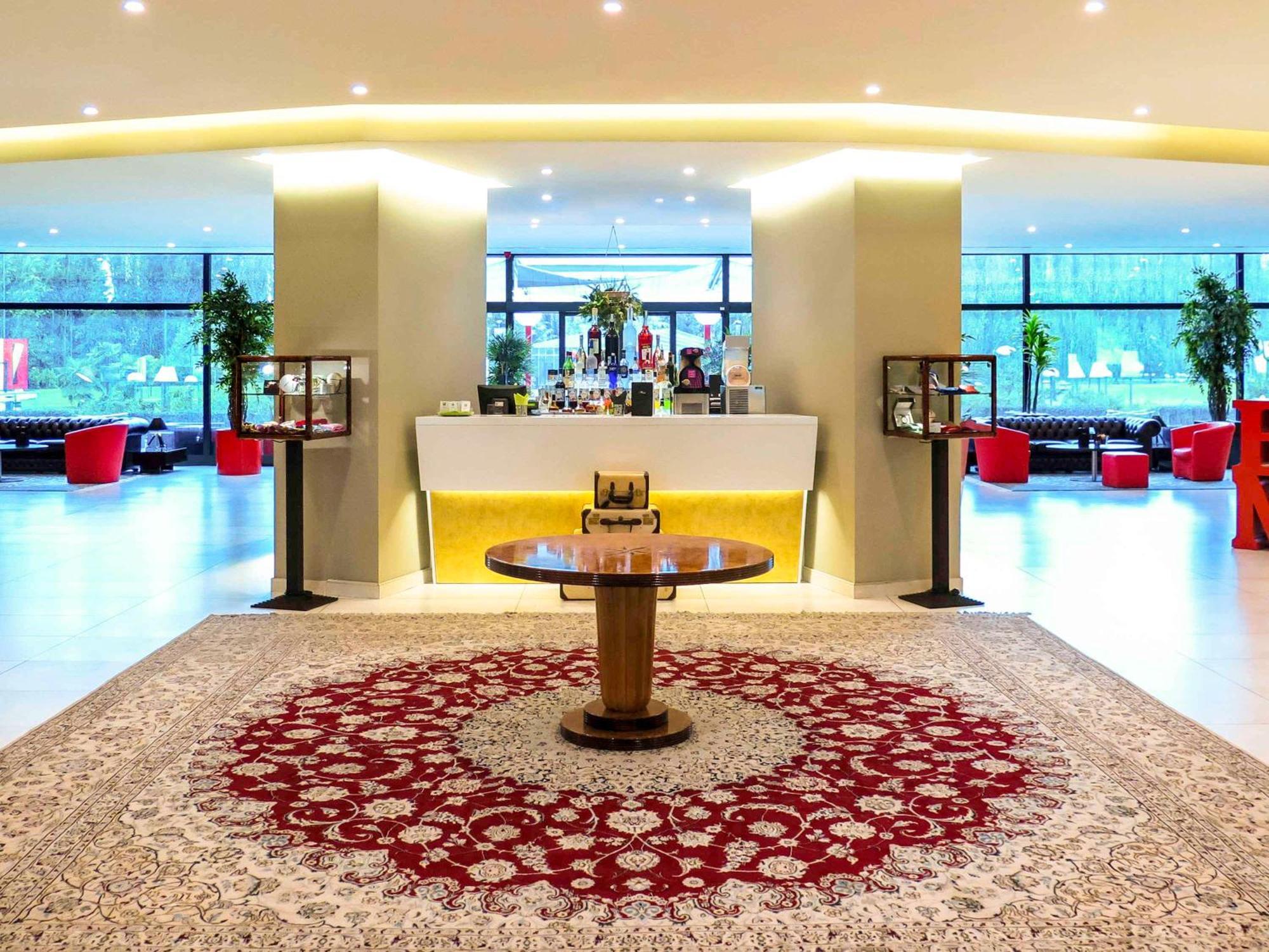 Отель Ibis Styles Milano Est Сеттала Экстерьер фото